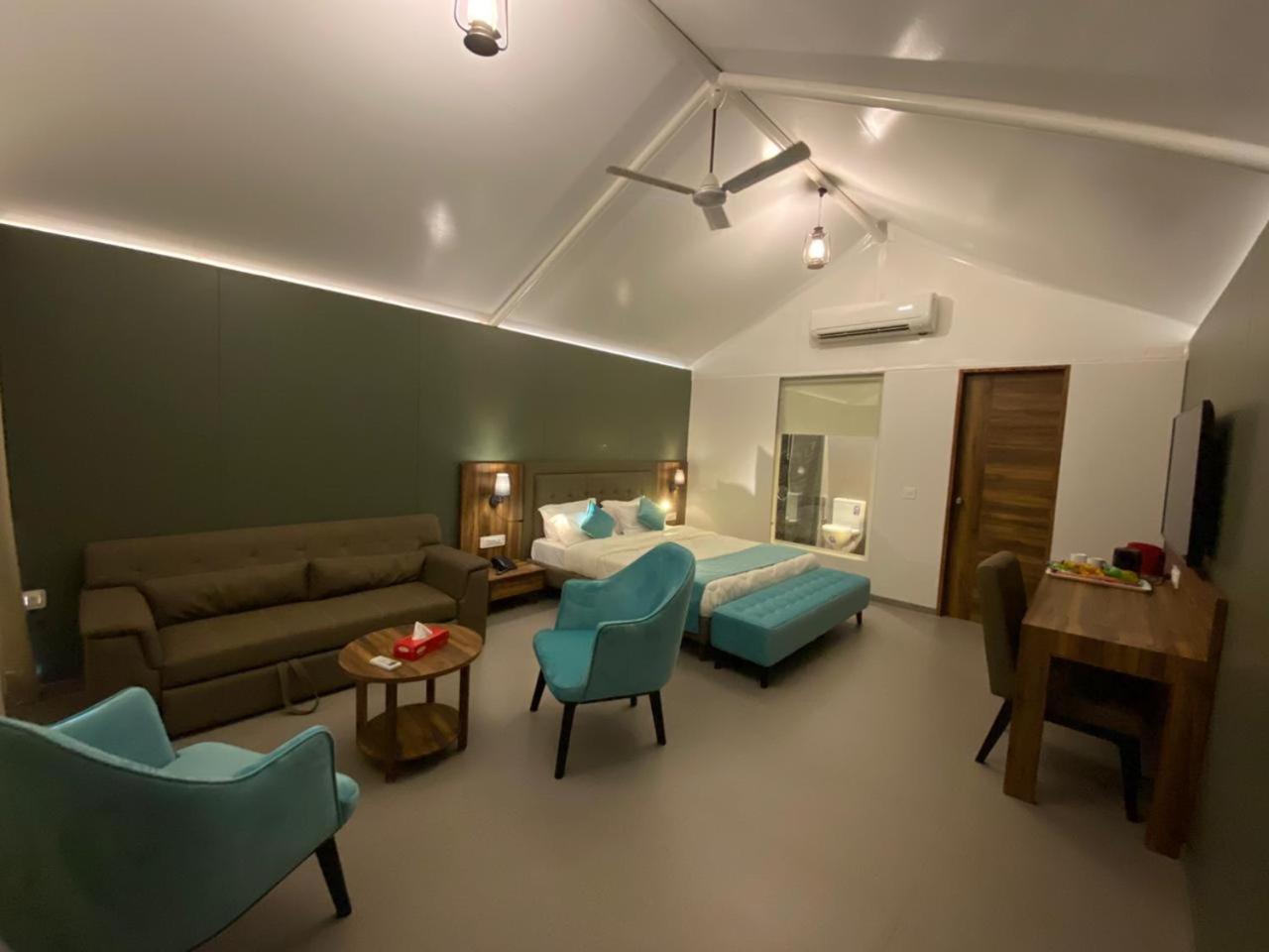 White Feather Resort Kauncha Silvassa Zewnętrze zdjęcie