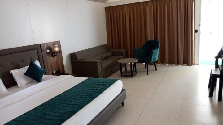 White Feather Resort Kauncha Silvassa Zewnętrze zdjęcie